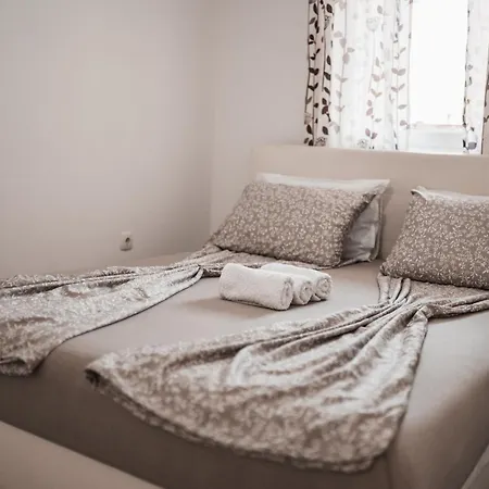 아파트 Centar 도보이